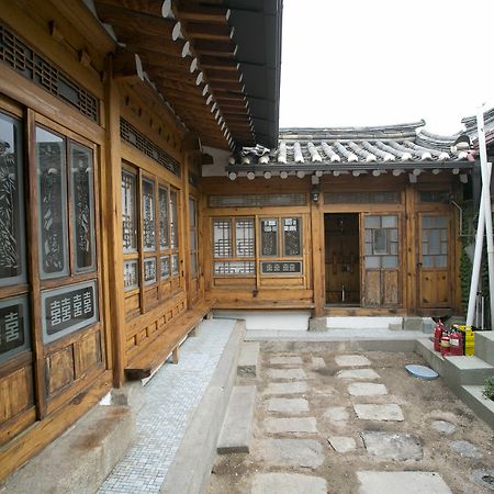 Nuri Hanok Guesthouse Seoel Buitenkant foto
